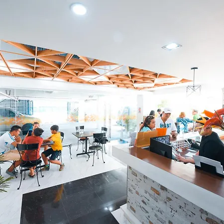 Travelbee Fuente Inn